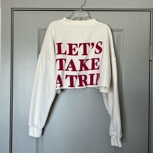Women’s ultra cropped sweatshirt